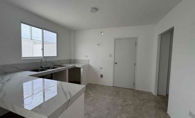 Alquilo casa de estreno Casa Laguna