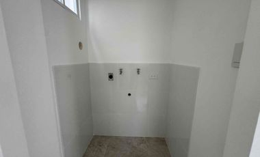 Alquilo casa de estreno Casa Laguna