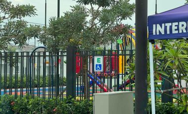 Alquilo casa de estreno Casa Laguna