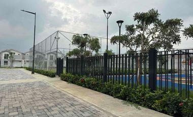 Alquilo casa de estreno Casa Laguna