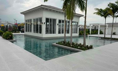 Alquilo casa de estreno Casa Laguna