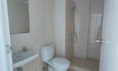 Apartemen The Springlake Summarecon Bekasi, Type 2BR Include 2 AC, PPJB, Di Tower Baru