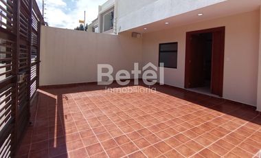 VENTA CASA A ESTRENAR 3 PISOS EN RICAURTE