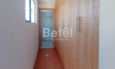 VENTA CASA A ESTRENAR 3 PISOS EN RICAURTE