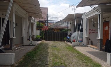 Over Kredit Rmh dkt Alun alun GDC 83JT di Cluster Tharin Residence Depok