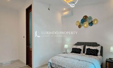 3-STOREY MODERN BALINESE HOUSE FOR SALE IN GUNUNG SALAK