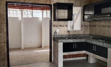 $ 1'050,000 Casa con Tres Recámaras y Alberca en Colinas de Altar Temixco, Morelos