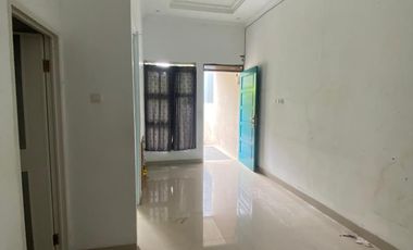Over Kredit dkt Stasiun KA Depok 79JT di Cluster Hills Residence Sukmajaya