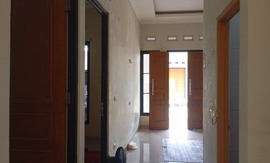 Rumah Take Over 83JT dkt GDC Depok di Cluster Tharin Residence Kalibaru