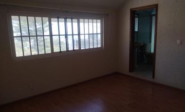 Casa en Venta en Peña Alta, Tláhuac | Amplia, Funcional y Muy Bien Ubicada