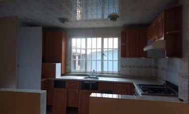 Casa en Venta en Peña Alta, Tláhuac | Amplia, Funcional y Muy Bien Ubicada