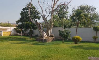 $1,250,000 HERMOSA CASA DOS RECÁMARAS Y ALBELCA, EN LAS GARZAS, TEZOYUCA, EMILIANO ZAPATA, MORELOS