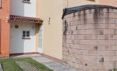 $1,250,000 HERMOSA CASA DOS RECÁMARAS Y ALBELCA, EN LAS GARZAS, TEZOYUCA, EMILIANO ZAPATA, MORELOS