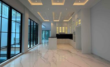 DIJUAL RUMAH BARU MEWAH di CILANDAK JAKARTA SELATAN TERMURAH