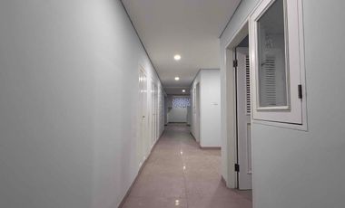 RUMAH MEWAH 3 LANTAI ROOFTOP 
PRIVATE POOL - BISA CUSTOM LAYOUT UNTUK FREE LIFT