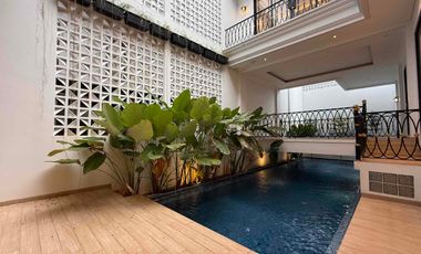 RUMAH MEWAH 3 LANTAI ROOFTOP 
PRIVATE POOL - BISA CUSTOM LAYOUT UNTUK FREE LIFT
