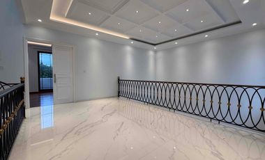 RUMAH MEWAH 3 LANTAI ROOFTOP 
PRIVATE POOL - BISA CUSTOM LAYOUT UNTUK FREE LIFT