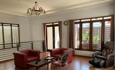 Jual Rumah LUAS dan MURAH di Ciwaruga Polban sayap Gegerkalong setiabudi Bandung dijual