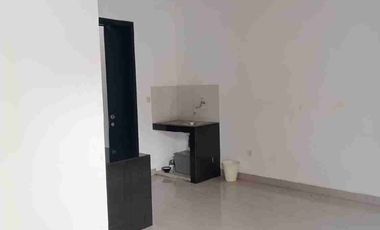 sewa rumah lebar 6 pik2 harga murah