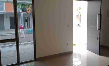 sewa rumah lebar 6 pik2 harga murah