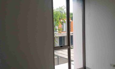 sewa rumah lebar 6 pik2 harga murah