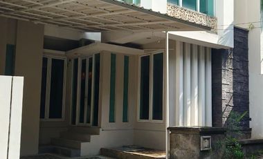 FOR RENT RUMAH MINIMALIS LOKASI BEST PREMIUM LOKASI DI DENPASAR BARAT