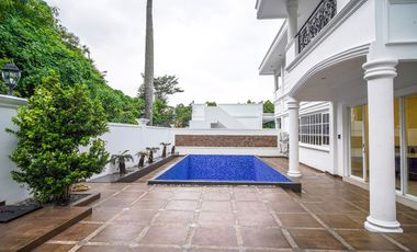 Rumah mewah kemang ada kolam renang dan siap pakai