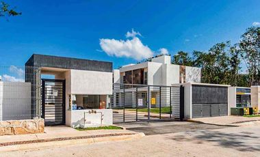 Venta de Casa Amueblada en Palma Turquesa en  Playa del Carmen Quinta Roo