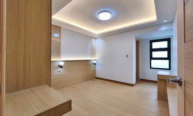 33M Brand New 3 Storey House & Lot inside subdivision in Camp 7 Baguio City LSS