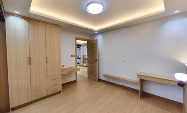 33M Brand New 3 Storey House & Lot inside subdivision in Camp 7 Baguio City LSS