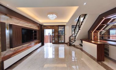 33M Brand New 3 Storey House & Lot inside subdivision in Camp 7 Baguio City LSS