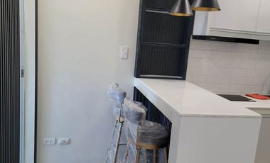 FOR LEASE : AMAIA STEPS