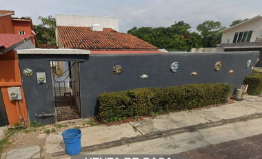 SE VENDE HERMOSA CASA EN IXTAPAZIHUATANEJO, OPORTUNIDAD DE INVERSIÓN