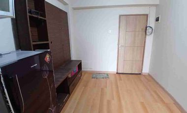Disewakan : Apartemen 1BR Semi Furnish di Grand Palm/Green Palm Residence