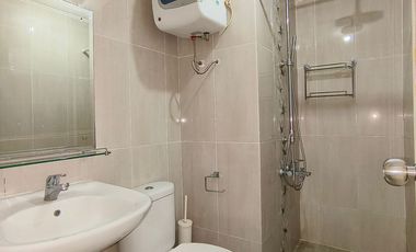 Dijual Green Bay Pluit 2BR Hook Luas 50m² Full Furnish – Tower Bayview Seberang Baywalk Mall