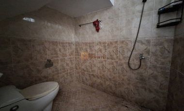 Disewakan Rumah 3 Lantai Tomang Rawa Kepa Raya 5 Kamar Strategis Tanjung Duren
