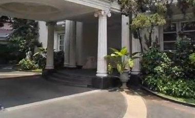 Dijual Rumah Sultan Dengan Fasilitas Kolam Renang di Kawasan Elit Bukit Golf Pondok Indah, Jakarta Selatan, Dekat PIM