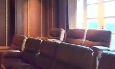 Dijual Rumah Sultan Dengan Fasilitas Kolam Renang di Kawasan Elit Bukit Golf Pondok Indah, Jakarta Selatan, Dekat PIM