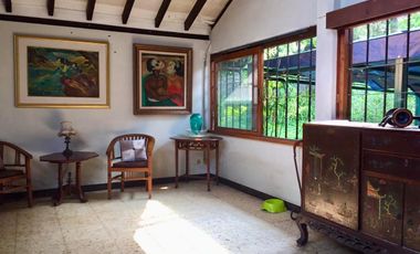 Dijual Cepat! Rumah Cocok untuk Penginapan Strategis dekat Kampus dan Hotel di Setiabudi Bandung