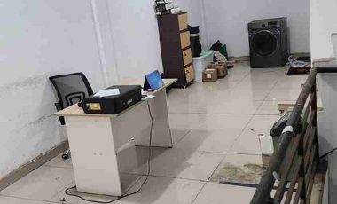 Di sewakan ruko permata palem