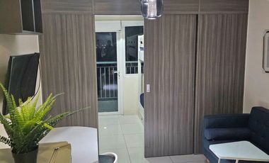 Fully Furnished 1 Bedroom with Balcony for rent in Green Residences near DLSU Taft
