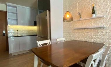 Dijual 2BR semi furnished Condominium greenbay seaview