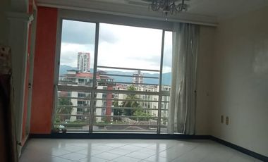 VENDO APARTAMENTO DE TRES NIVELES EN CAÑAVERAL DE 172METROS