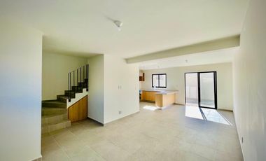 CASA EN RENTA EN MESETA