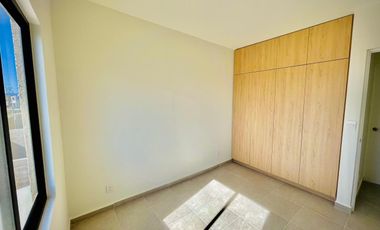 CASA EN RENTA EN MESETA