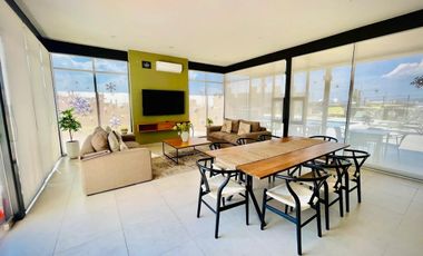 CASA EN RENTA EN MESETA
