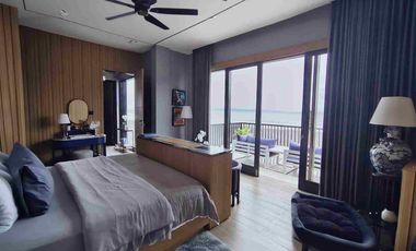 Luxury Beachfront Villa di Saba Gianyar