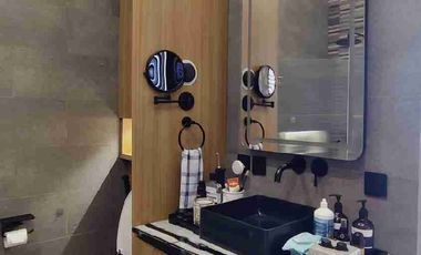 Luxury Beachfront Villa di Saba Gianyar