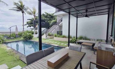 Luxury Beachfront Villa di Saba Gianyar