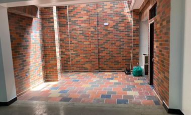 ARRIENDO  BODEGA SECTOR SAN ANDRESITO  CALLE 55